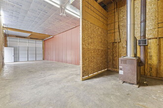 4241 W Whiteland Rd in Bargersville, IN - Building Photo - Building Photo