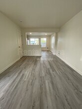 6702 SE 80th Ave in Portland, OR - Building Photo - Building Photo