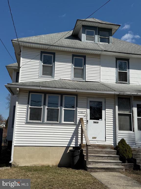 property at 121 Virginia Ave