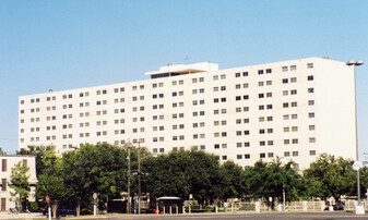 Clarewood House Apartments