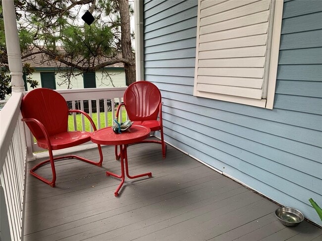 property at 4408 Avenue S 1/2