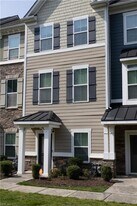 515 Twine Ln in Chesapeake, VA - Building Photo