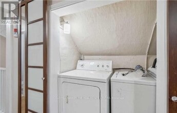 77 Mohawk St in Brantford, ON - Building Photo - Building Photo