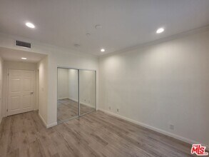 12000 Goshen Ave in Los Angeles, CA - Building Photo - Building Photo