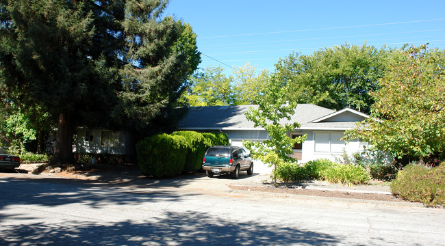 163 Lark Center Dr in Santa Rosa, CA - Building Photo - Building Photo