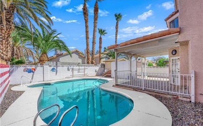 1360 Recital Way in Las Vegas, NV - Building Photo - Building Photo