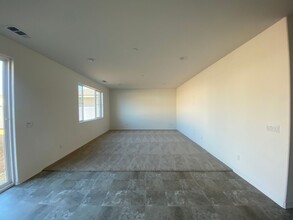30194 Sunset Pier Dr in Menifee, CA - Building Photo - Building Photo
