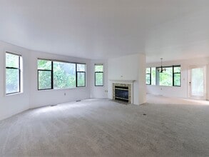 4071 220th Pl SE, Unit # 1039 in Issaquah, WA - Building Photo - Building Photo