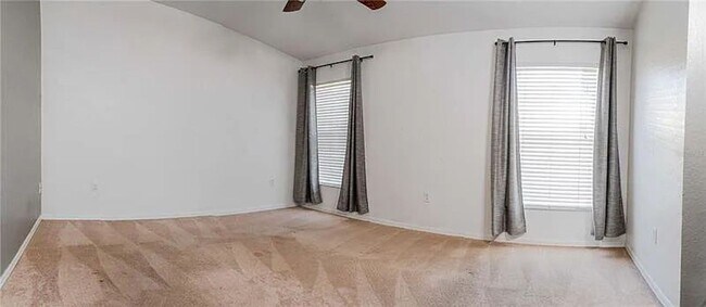 2262 Garden Chase Dr in Lakeland, FL - Foto de edificio - Building Photo