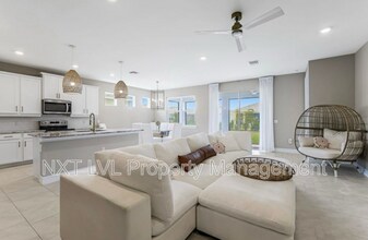 440 Coral Reef Pl in Cape Coral, FL - Building Photo - Building Photo