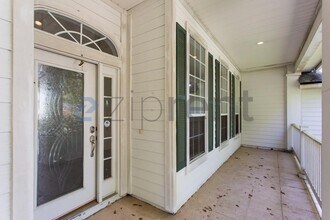 168 Oak Common Ave in St. Augustine, FL - Foto de edificio - Building Photo