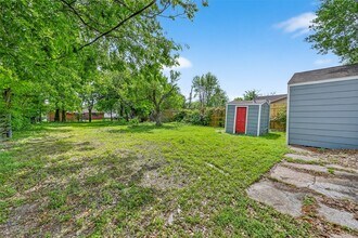 4810 Dabney St in Houston, TX - Building Photo - Building Photo