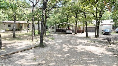 5283 Co Rd 2442 in Royse City, TX - Building Photo - Building Photo