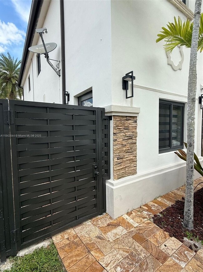 property at 16433 SW 52nd St