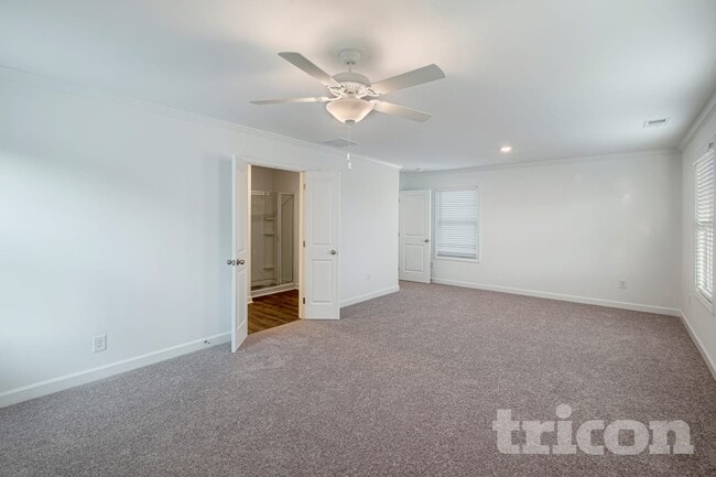 174 E Rdg Wy in Woodstock, GA - Foto de edificio - Building Photo