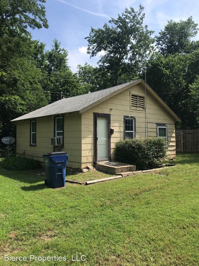 620 W 24th St in Ada, OK - Building Photo - Building Photo