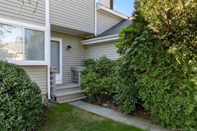 675 Townsend Ave in New Haven, CT - Building Photo - Building Photo