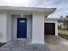1006 E 2nd Ct in Panama City, FL - Building Photo