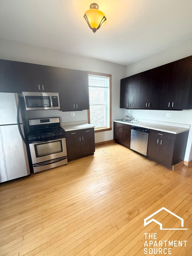 property at 3110 W Fullerton Ave