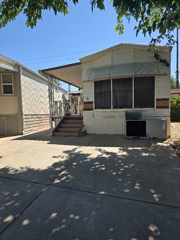 property at 1225 N Dixie Downs Rd