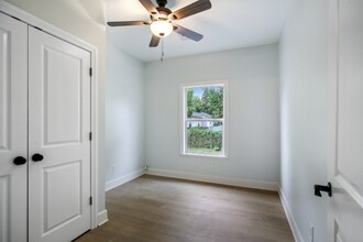 4922 Clara St in New Orleans, LA - Building Photo - Building Photo