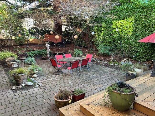 2015 Franklin Ave E in Seattle, WA - Building Photo - Building Photo