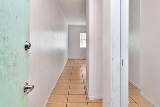 318 Majorca Ave in Coral Gables, FL - Building Photo - Building Photo