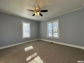 146 N State St in Springfield, IL - Building Photo - Building Photo