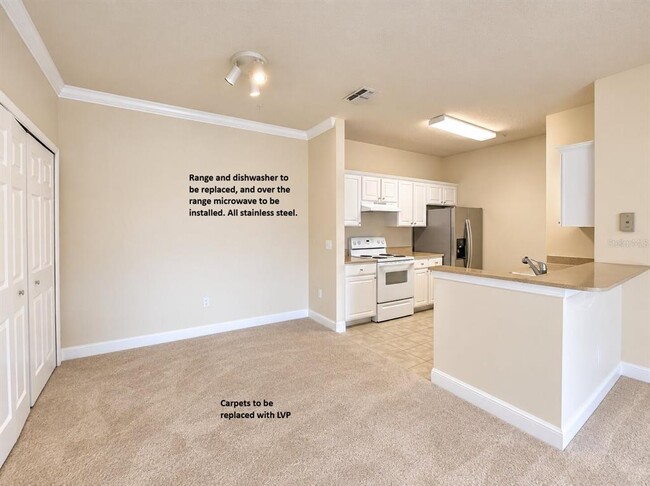 property at 430 Southern Pecan Cir