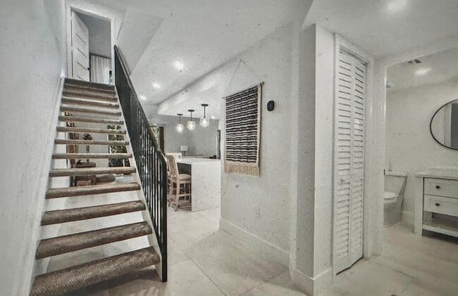 1100 Scotia Dr, Unit 105 in Hypoluxo, FL - Building Photo - Building Photo