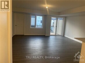 261 Zenith Private in Ottawa, ON - Building Photo - Building Photo