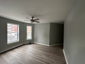 462 Summit St in Hartford, CT - Building Photo - Building Photo