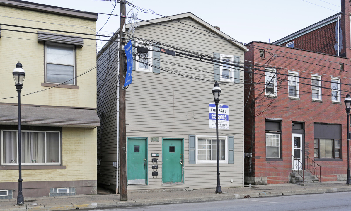 354 Broadway Ave in Pitcairn, PA - Building Photo