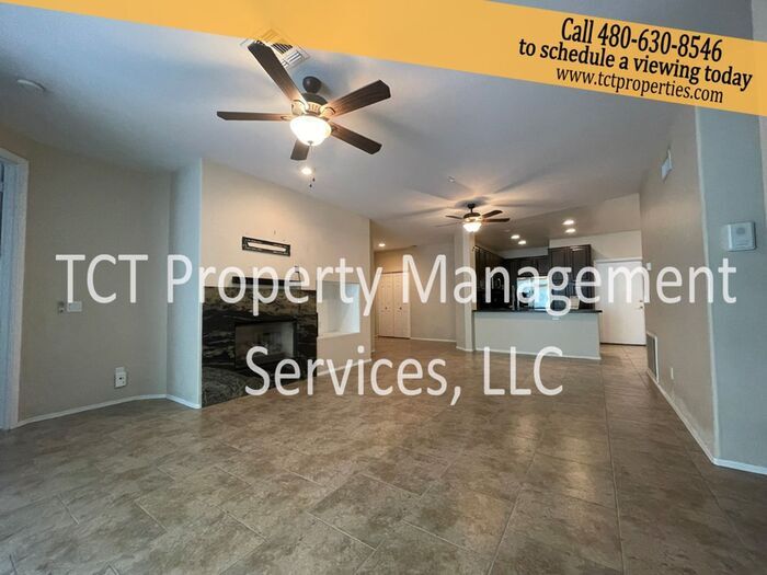 7530 E Earll Dr in Scottsdale, AZ - Building Photo