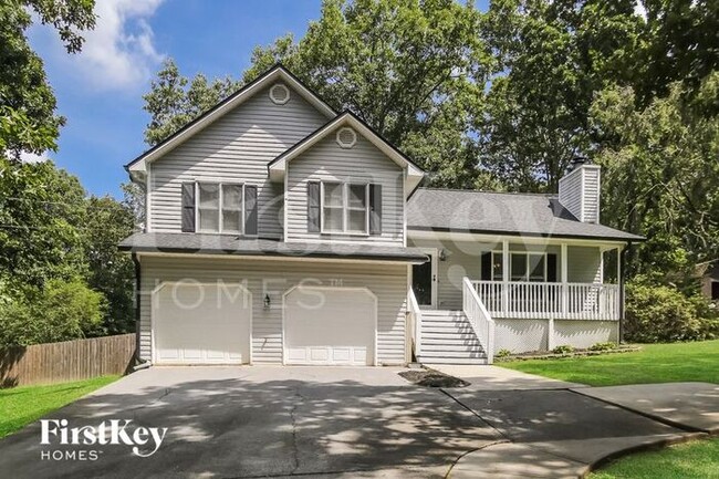 property at 103 Ivy Ln SE