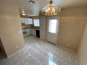 3846 Soda Springs Dr in Las Vegas, NV - Building Photo - Building Photo