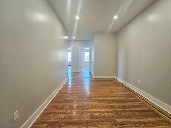 600 Salem Ave, Unit D5 in Elizabeth, NJ - Building Photo - Building Photo