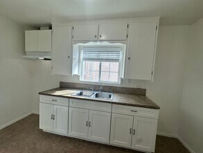 8739 Firestone Blvd-Unit -8741 1/2 in Downey, CA - Building Photo - Building Photo