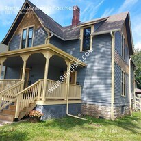 1101 SW Taylor St in Topeka, KS - Building Photo