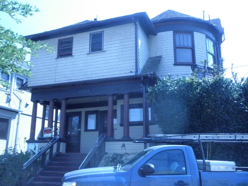 2214 Channing Way in Berkeley, CA - Foto de edificio