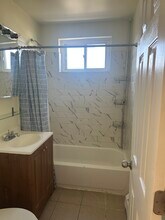 2 Van Zant St, Unit A5 in Norwalk, CT - Building Photo - Building Photo