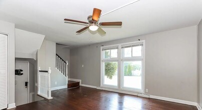 2420 Smith Ave in Baltimore, MD - Building Photo - Building Photo
