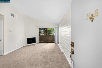 5450 Concord Blvd in Concord, CA - Building Photo - Building Photo