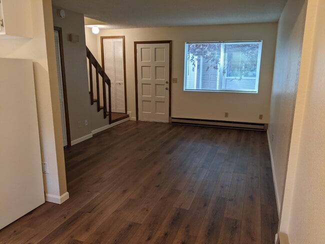 property at 321 N Park St