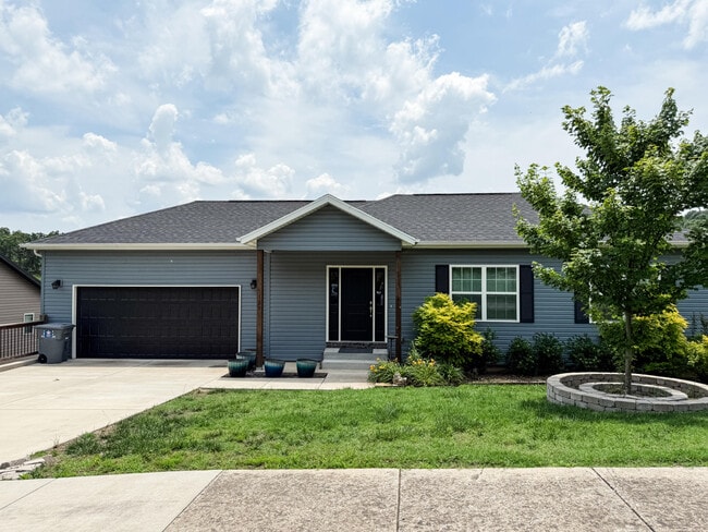 property at 127 Rockridge Rd