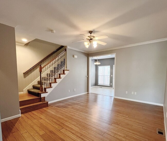 property at 15915 W 89th Pl