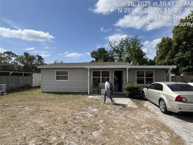260 Pine Tree Dr