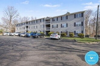 1041 W Barton St, Unit E in Greensboro, NC - Building Photo - Building Photo
