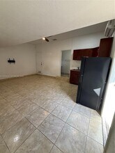 18529 SW 97th Pl in Cutler Bay, FL - Building Photo - Building Photo