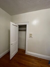 126 Warren St, Unit 4 in Boston, MA - Building Photo - Building Photo